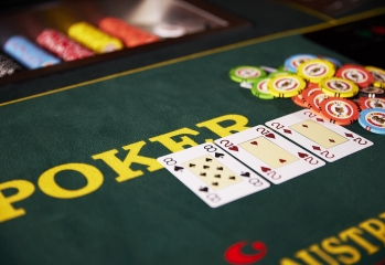 Poker - Trò chơi để thỏa đam mê cá cược trực tuyến cho mọi cược thủ